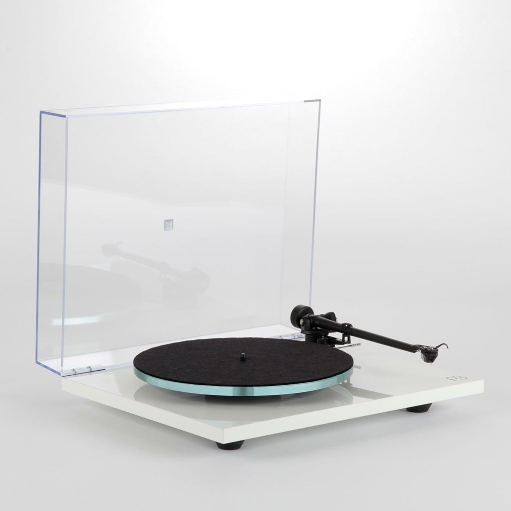 Rega Planar 3 Turntable